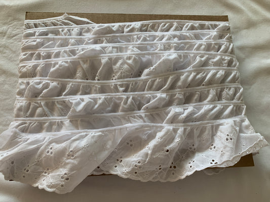 Lace White Eyelet, 20 Feet, 2 1/2 Inch Wide, Trim, Lace, Crafts, Hobbies, Photos. Card-Making, Baby Clothes