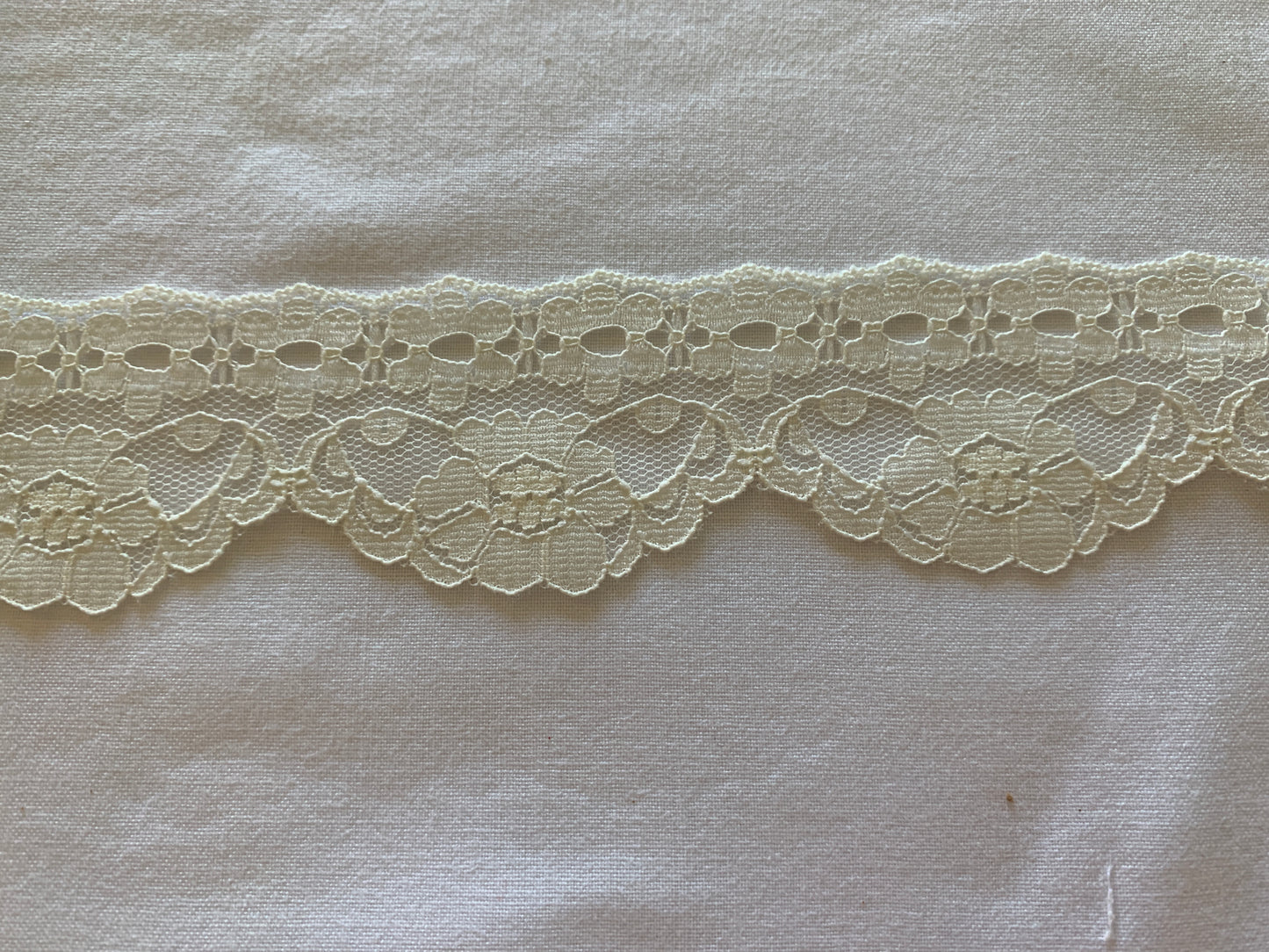 Trim Cream Color 15 Feet, 1 1/2 Inch Wide, Trim, Lace, Crafts, Hobbies, Photos. Card-Making, Baby Clothes (Copy)