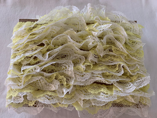 Trim Yellow and White, 20 Feet, 1 1/2 Inch Wide, 100% Polyester Trim, Lace, Crafts, Hobbies, Photos. Card-Making, Baby Clothes