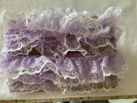 Trim Purple and White, 6 Feet, 1 1/2 Inch Wide, 100% Polyester Trim, Lace, Crafts, Hobbies, Photos. Card-Making, Baby Clothes