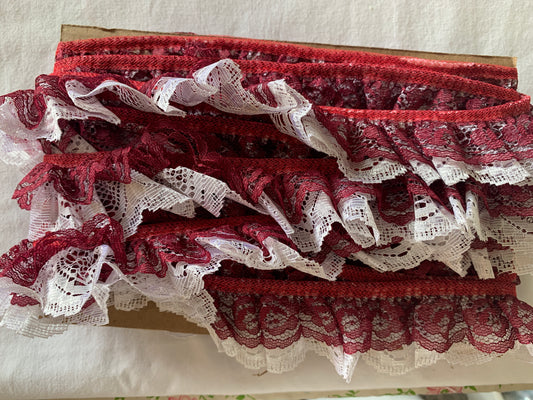 Trim Red and White, 20 Feet, 1 1/2 Inch Wide, 100% Polyester Trim, Lace, Crafts, Hobbies, Photos. Card-Making, Baby Clothes