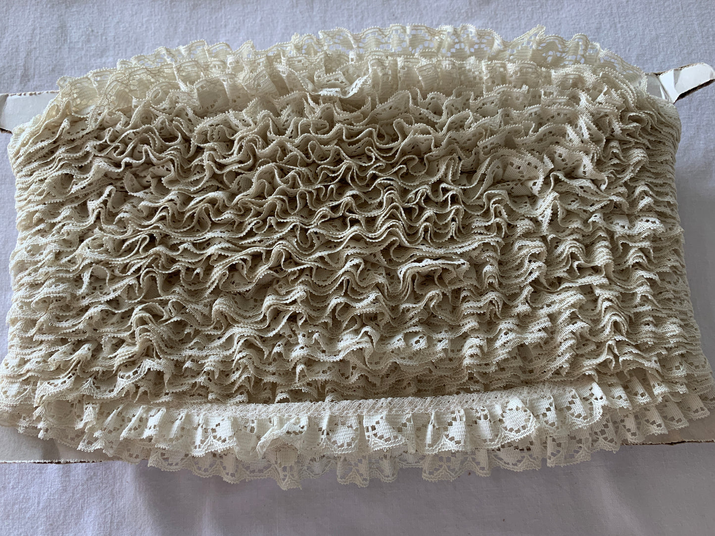 Trim Cream Color, 38 Feet, 1/2 Inch Wide, 100% Polyester Trim, Lace, Crafts, Hobbies, Photos. Card-Making, Baby Clothes