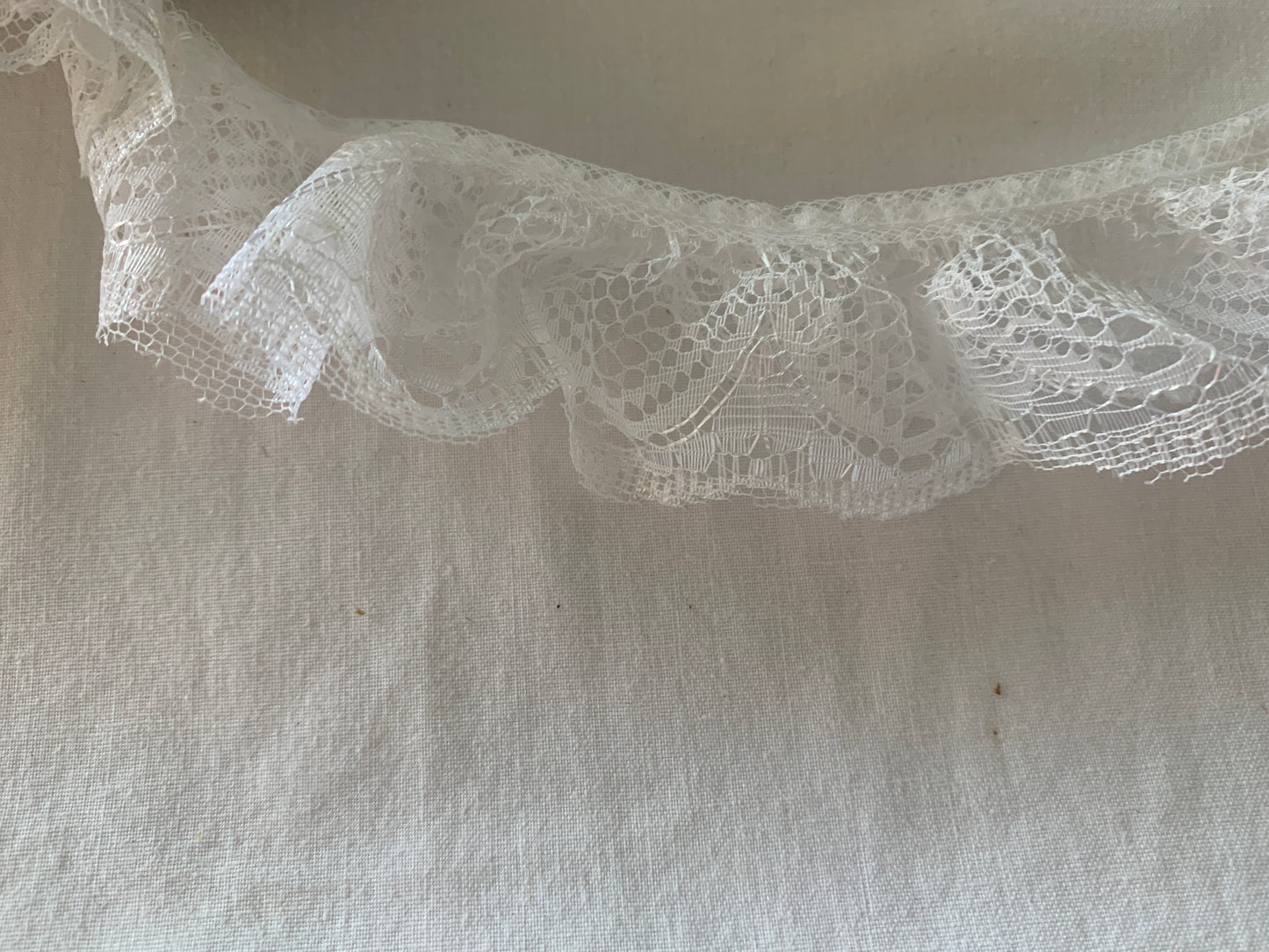 Lace White, 10 Feet, 1 1/2Inch Wide, Trim, Lace, Crafts, Hobbies, Photos. Card-Making, Baby Clothes