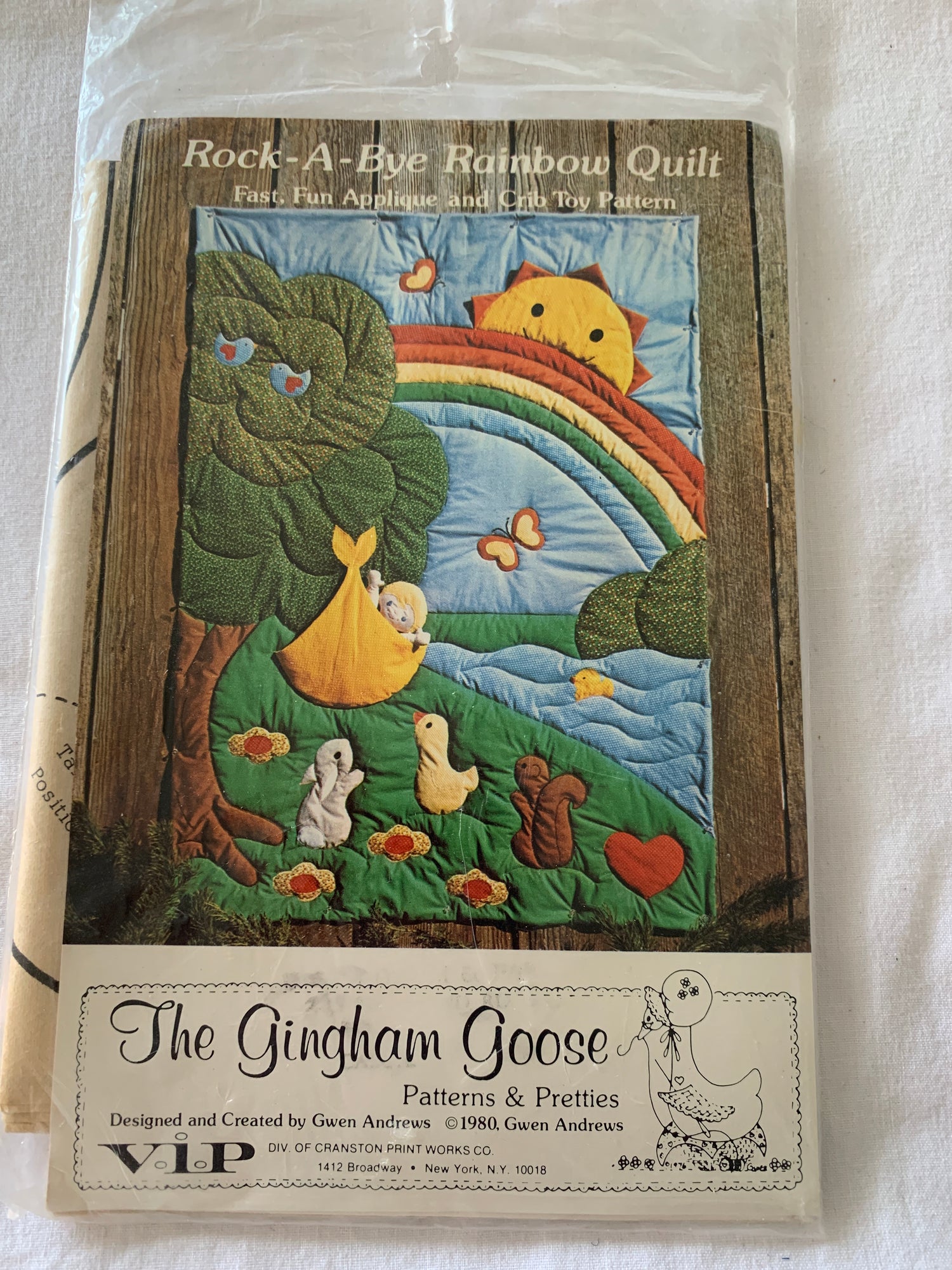 Quilt Pattern, Rock a Bye Rainbow Quilt, The Gingham Goose, Gwen Andrews, 1980