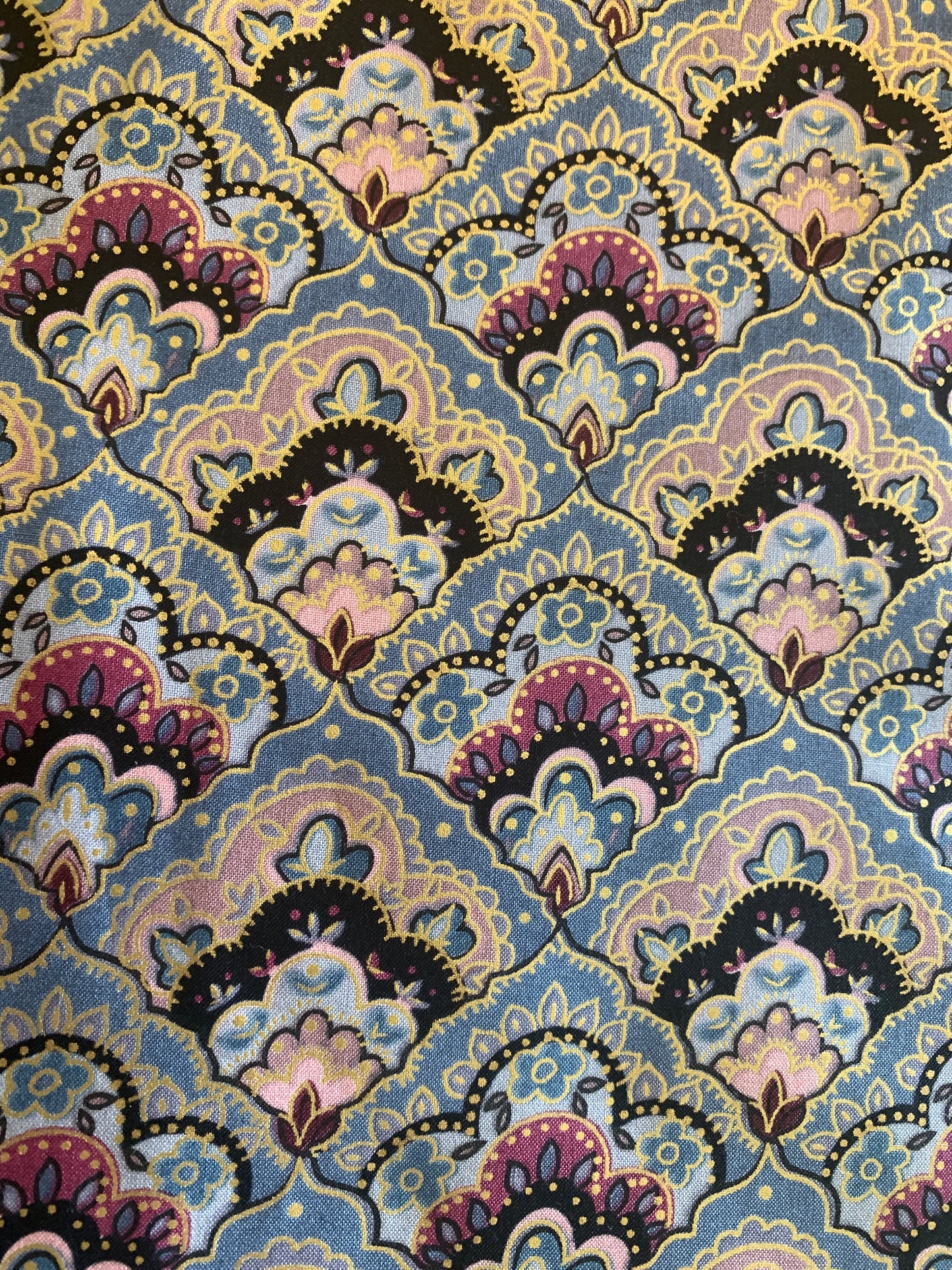 Sea Shell Flowers, Multi Colored, Cotton/Polyester Mix Fabric 54 x 125 Inches, New/Old Stock