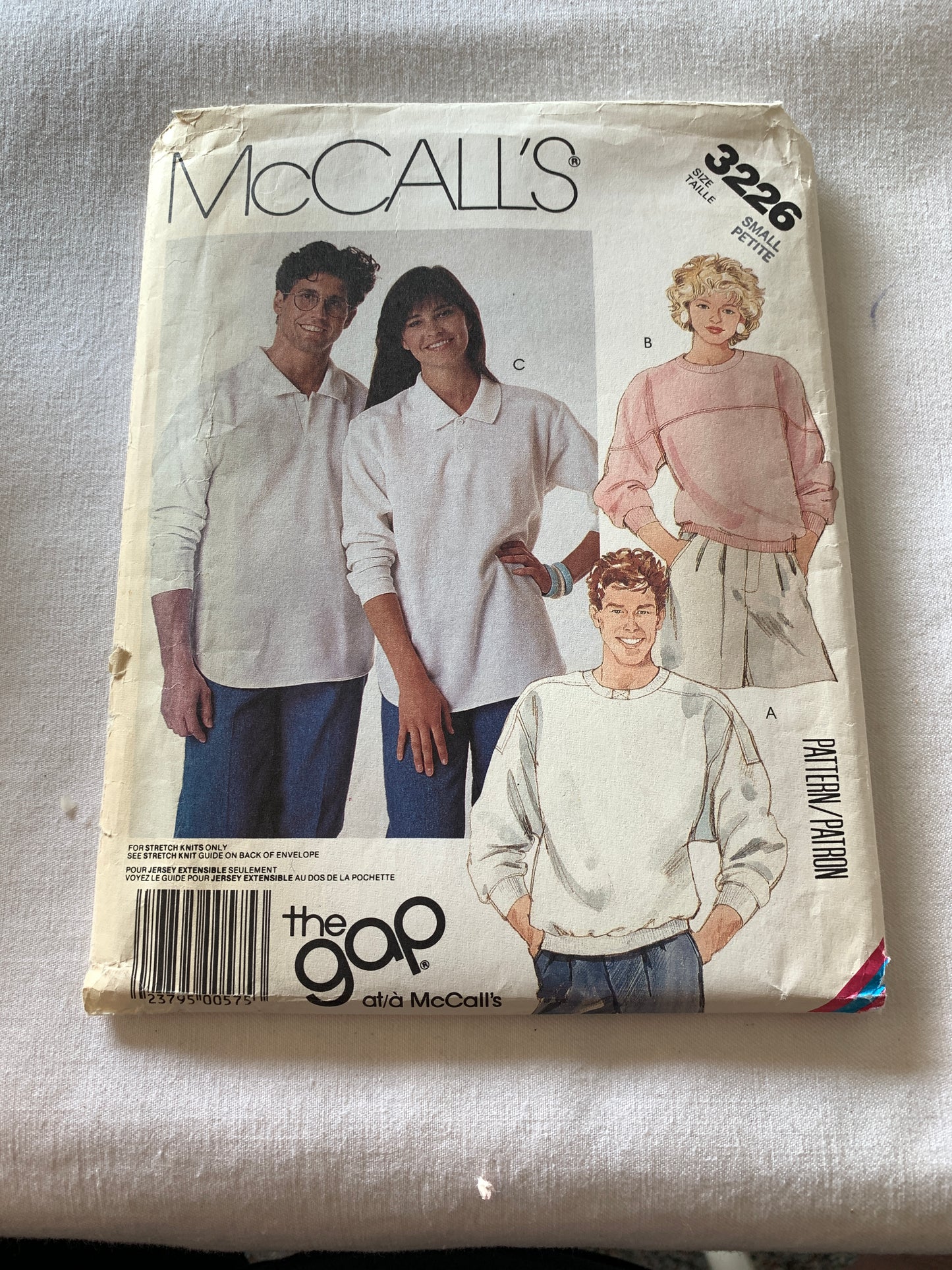 McCall's Sewing Pattern 3226 Misses'/Men's Top, 3 Variations, Stretch Knit, Pullover, Size 32 1/2 -34, Uncut, Vintage 1997