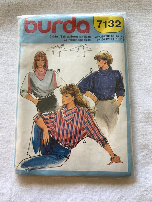 Burda Sewing Pattern 7132 Misses' Blouse, Loose-Fitting, Long/Short Sleeves, Size 8-18, Uncut, Vintage 2000