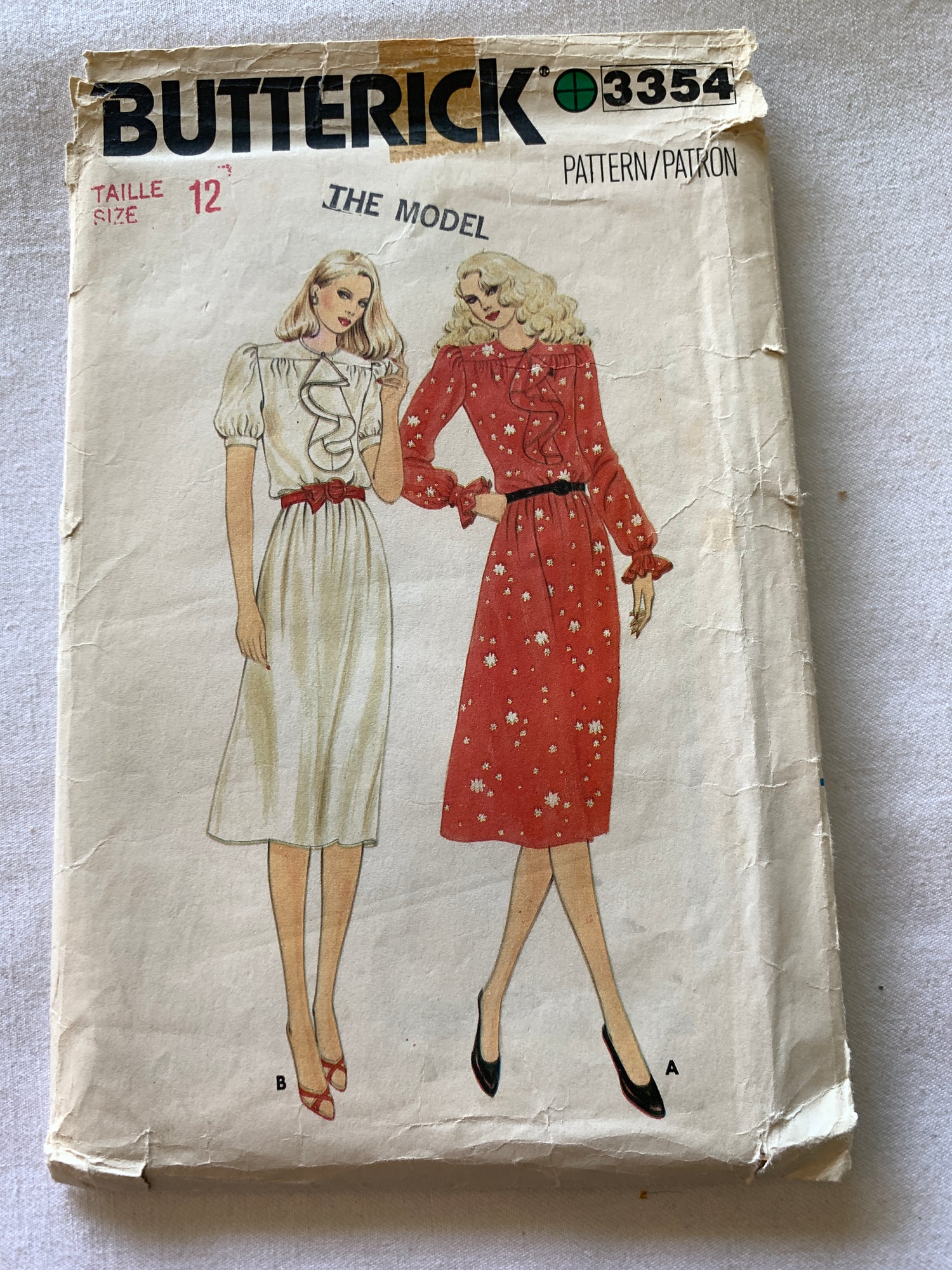 Butterick Sewing Pattern 3354 Misses' Dress, Loose-Fitting, Below Mid-Knee, Size 12, Cut, Vintage 1996