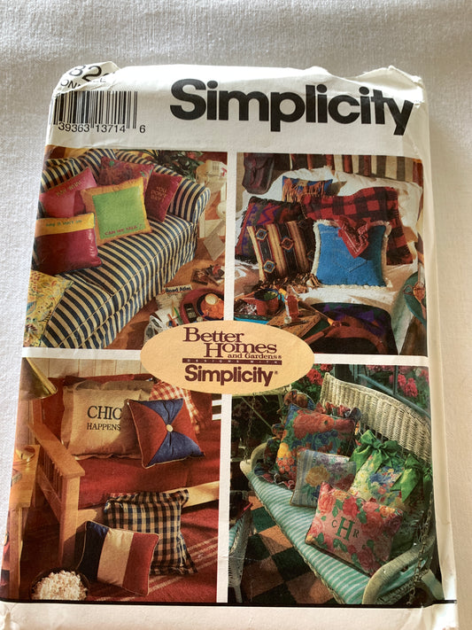 Simplicity Sewing Pattern 8261 Crafts, Pillow, Square, Roll, 6 Variations, Uncut, Vintage 1992