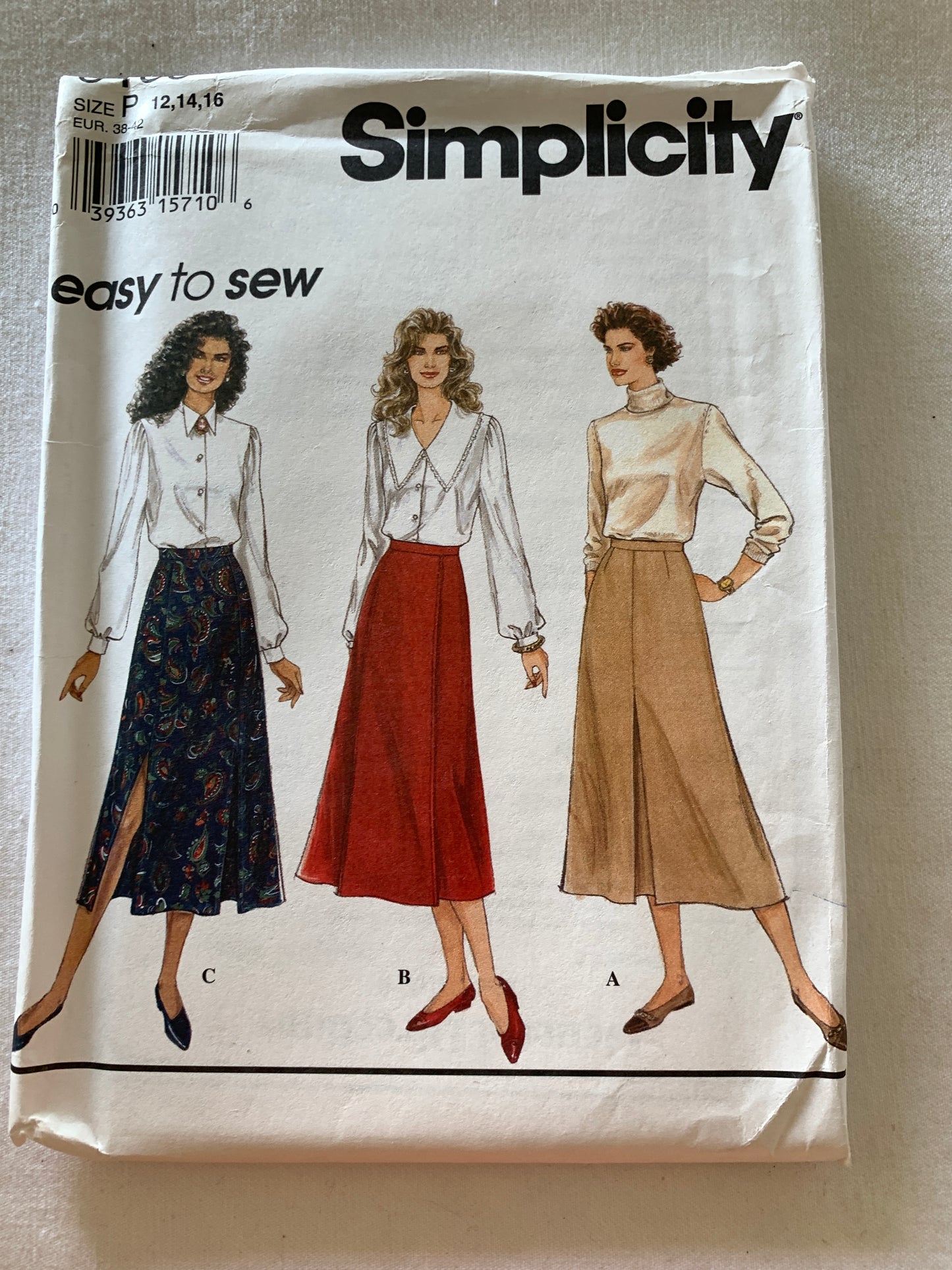 Simplicity Sewing Pattern 9109 Misses' Skirts, Zipper Back, 3 Variations, Pleat, Slit, Size 12-16, Uncut, Vintage 1994