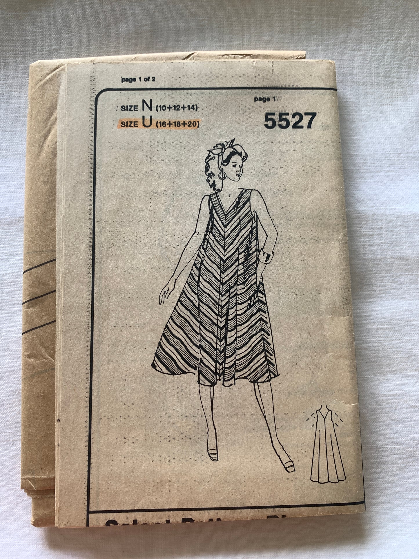 Printed Sewing Pattern 5527 Misses' Dress, Sundress, Pockets, Size 16-20, Uncut, Vintage 1982