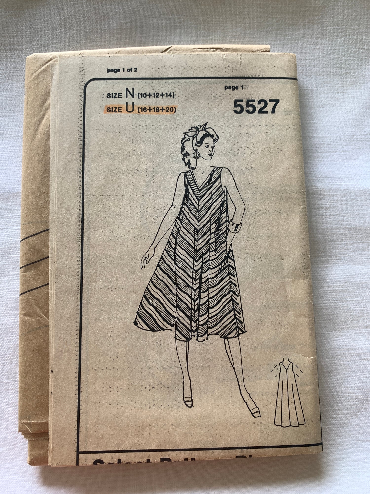 Printed Sewing Pattern 5527 Misses' Dress, Sundress, Pockets, Size 16-20, Uncut, Vintage 1982