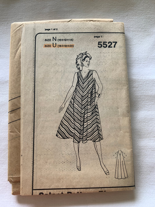 Printed Sewing Pattern 5527 Misses' Dress, Sundress, Pockets, Size 16-20, Uncut, Vintage 1982