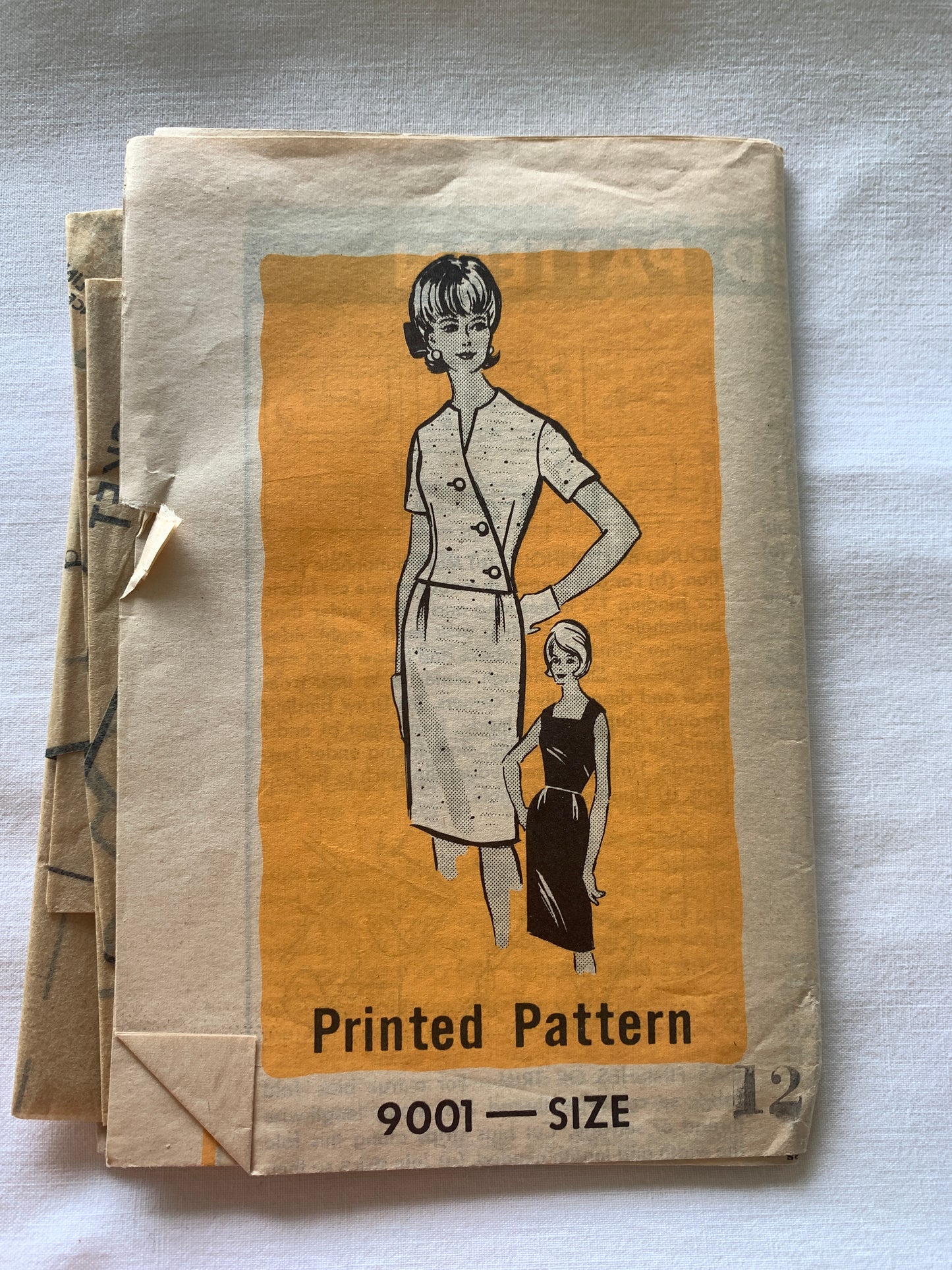 Free Press Sewing Pattern 9001 Misses' 2 Piece Dress, Top, Skirt, Zipper Back, Size 12, Cut, Vintage 1963