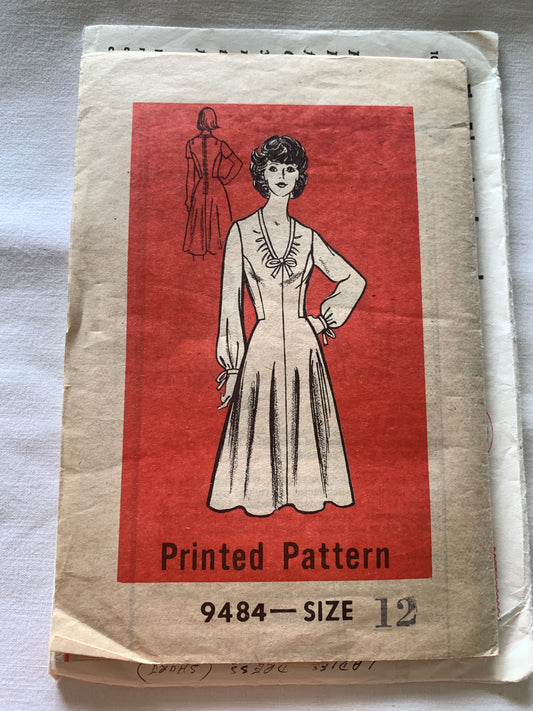 Printed Sewing Pattern 9484 Misses' Dress, Zipper Back, Long/Short Sleeves, Size 12, Cut, Vintage 1975