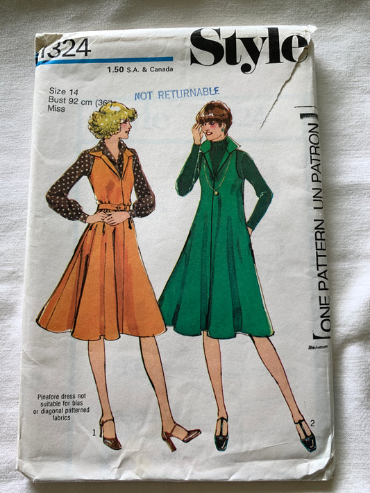 Style Sewing Pattern 1324 Misses' Dress, Sleeveless, Pinafore, Blouse, Long Sleeves, Size 14, Uncut, Vintage 1975