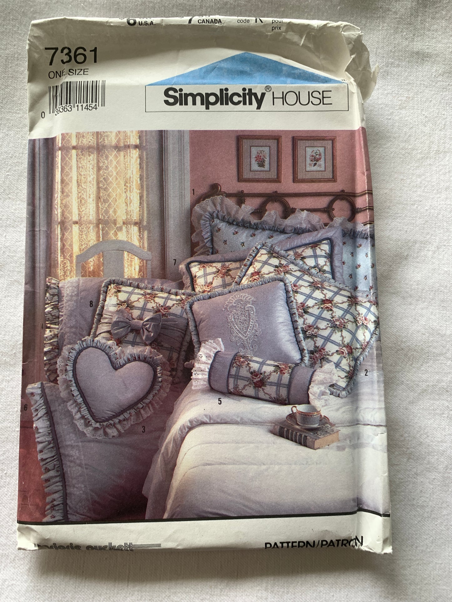 Simplicity Home Sewing Pattern 7361 Pillows, Pillow Shams, Pillow Case, 3 Sizes, Uncut, Vintage 1991