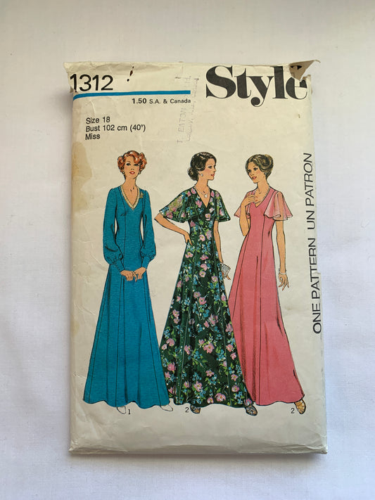 Style Sewing Pattern 1312 Misses' Dress, Long/Short Sleeves, Floor Length, Princess Seams, Flared Skirt, Zipper Back, Size 18, Cut, Vintage 1975