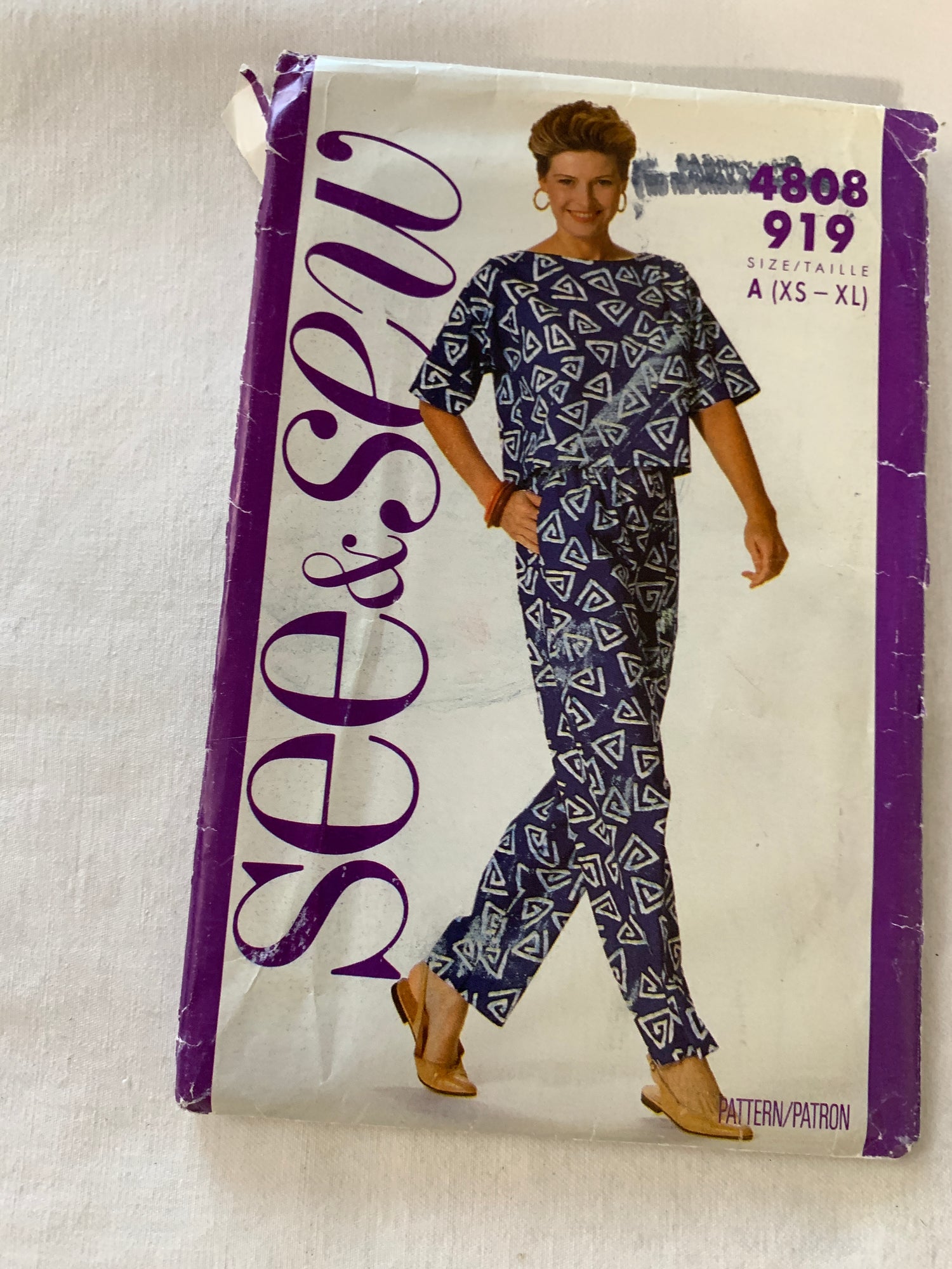 Butterick Sewing Pattern 4808 Misses'/Misses Petite Top, Pants, Loose-Fitting, Tapered, Elastic Waist, Pockets, Size 6-22, Uncut, Vintage 1990