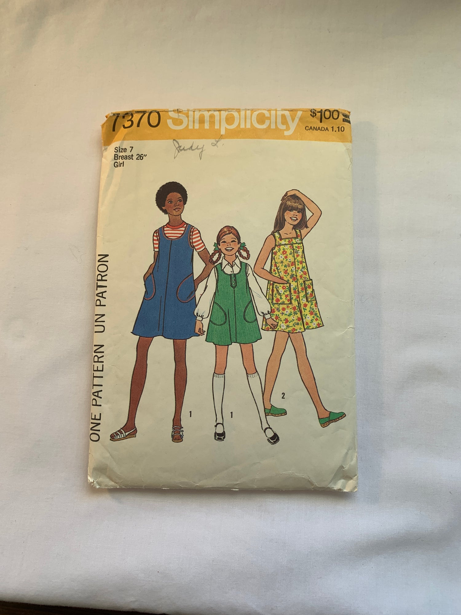 Simplicity Sewing Pattern 7021 Girls'/Chubbies' Dress/Jumper, Sleeveless,Pockets, Round Neck, Size 7, Cut, Vintage 1976