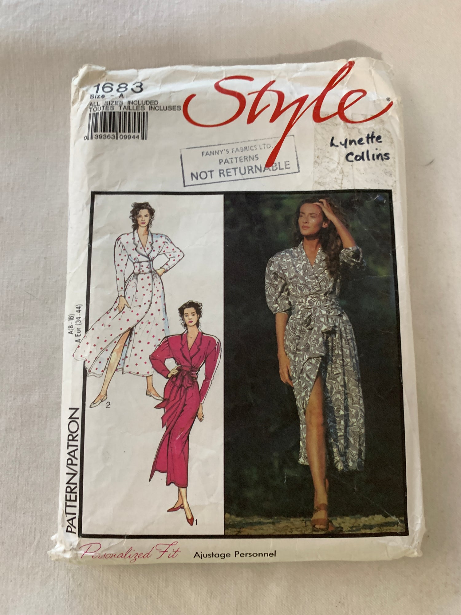 Style Sewing Pattern 1683 Misses' Dress, Pullover, Long Sleeves, Straight/Full Skirt, Size 8-18, Rever Collar, Uncut, Vintage 1981