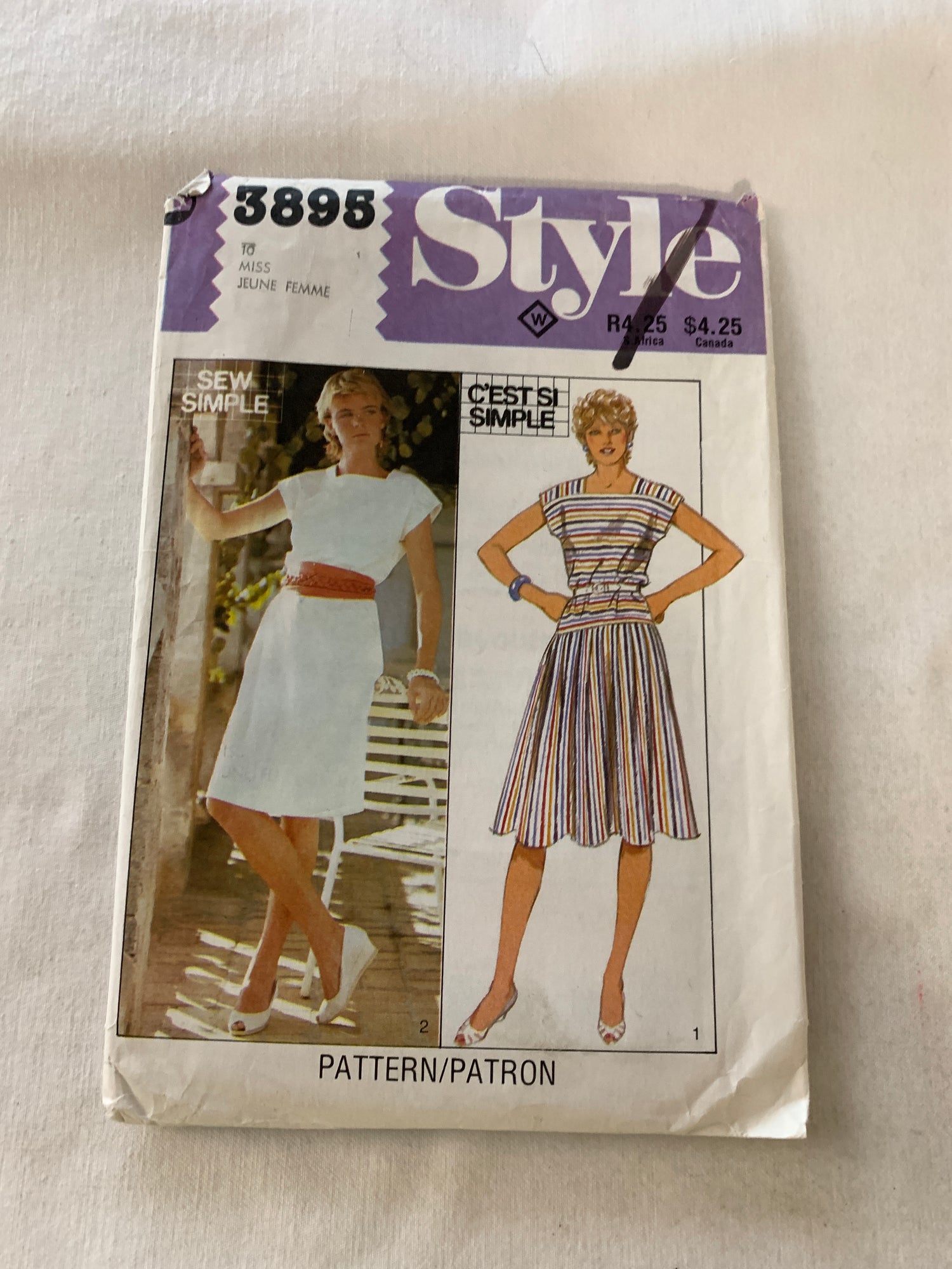Style Sewing Pattern 3895 Misses' Dress, Zipper Back, Straight/Full Skirt, Size 10, Uncut, Vintage 1982