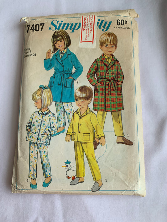 Simplicity Sewing Pattern 7407 Toddlers'/Boy's/Girls' Pajamas, Robe, Top, Pants, Pockets, Tie Belt, Collar, Button Front, Size 6, Cut, Vintage 1967