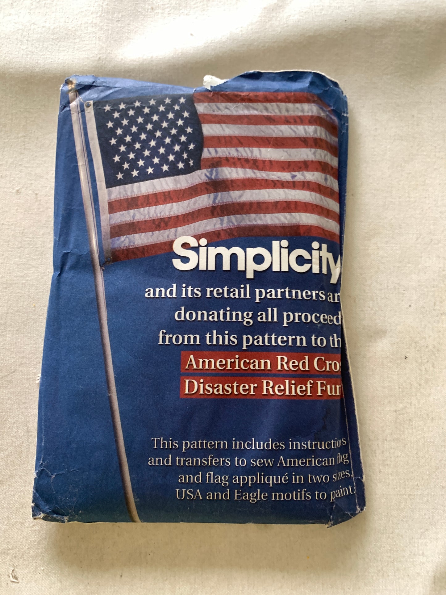 Simplicity Sewing Pattern 0676 American Flag, Two Sizes, Uncut, Vintage 1984 