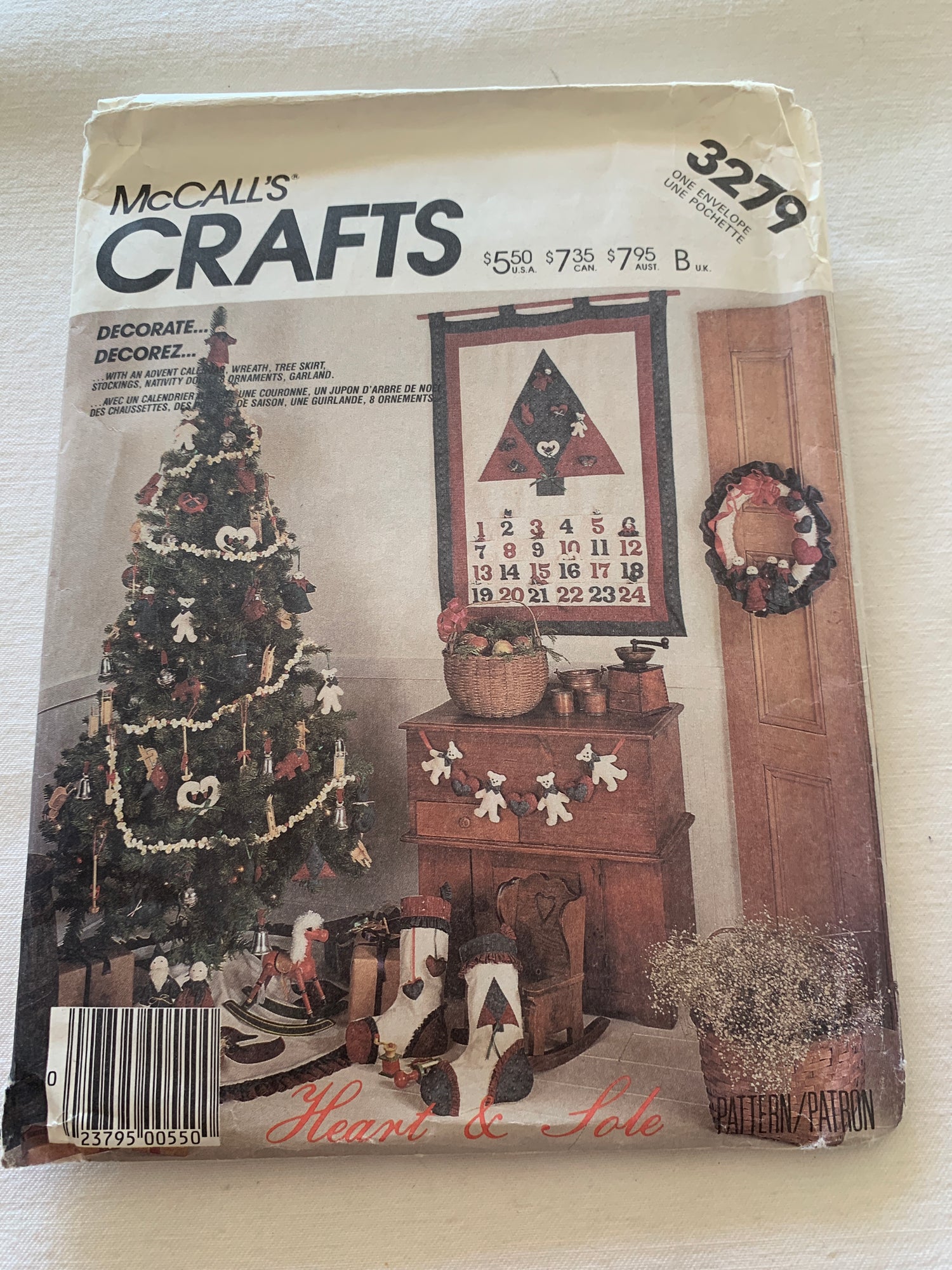 McCall's Sewing Pattern 3279 Crafts, Christmas Ornaments, Stockings, Wreath, Ornaments, Advent Calendar,  Uncut, Vintage 1986
