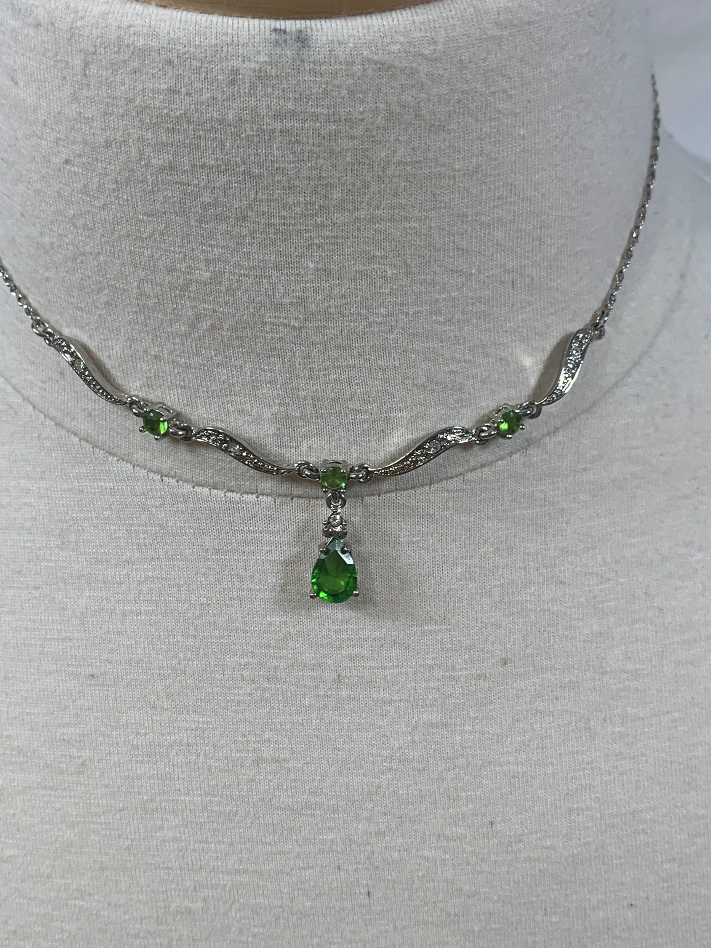 Vintage Delicate Green Tear Drop Choker Necklace, Clear Rhinestones, Silver Tone Necklace, Lobster Clasp, Costume Jewelry