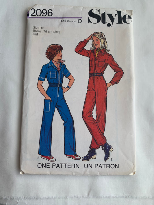 tyle Sewing Pattern 2096 Girls' Jumpsuit, Semi-Fitted, Zipper Front, Collar, Long/Short Sleeves, Pocket, Size 12, Uncut, Vintage 1977