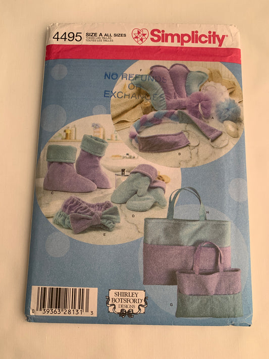 Simplicity Sewing Pattern 4495 Crafts, Bath/Spa Accessories, Mitts, Boots, Pouf, Scrubber, Head Wrap, Pillow Cover, Tote, Uncut, 2005