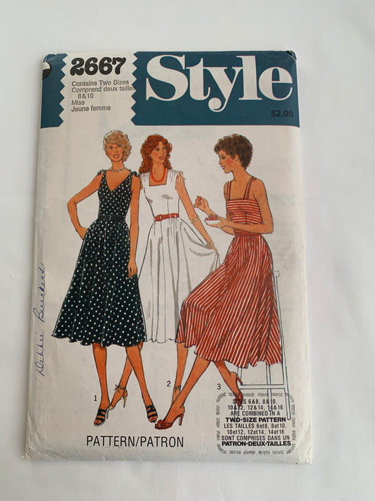 Style Sewing Pattern 2667 Misses' Dress, Sleeveless, Shoulder Straps, Zipper Back, Flared Skirt, Size 8-10, Uncut, Vintage 1979