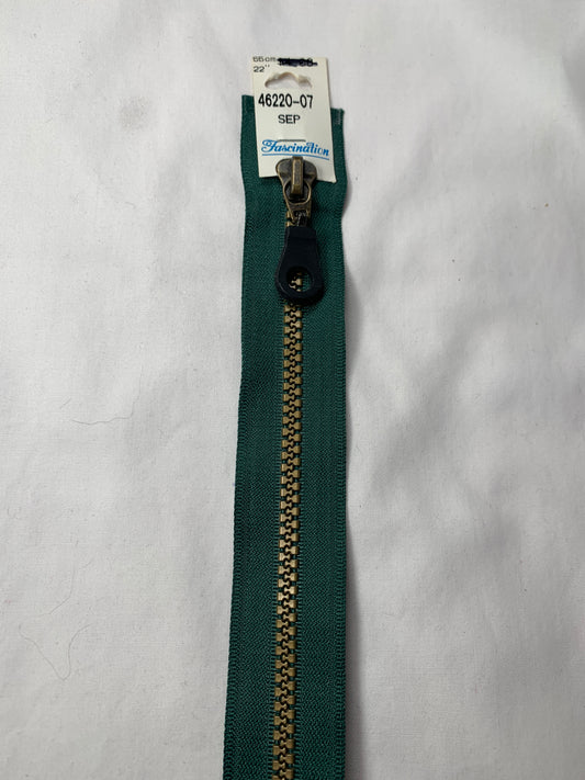 Molded Plastic Zipper, Separating, 22 Inch, Forest Green Color, Black Pull, New