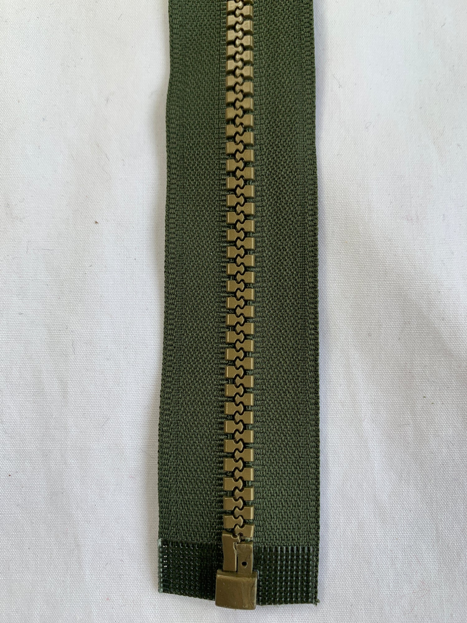 Molded Plastic Zipper, Separating, 22 Inch, Olive Green Color, Black Pull, New 