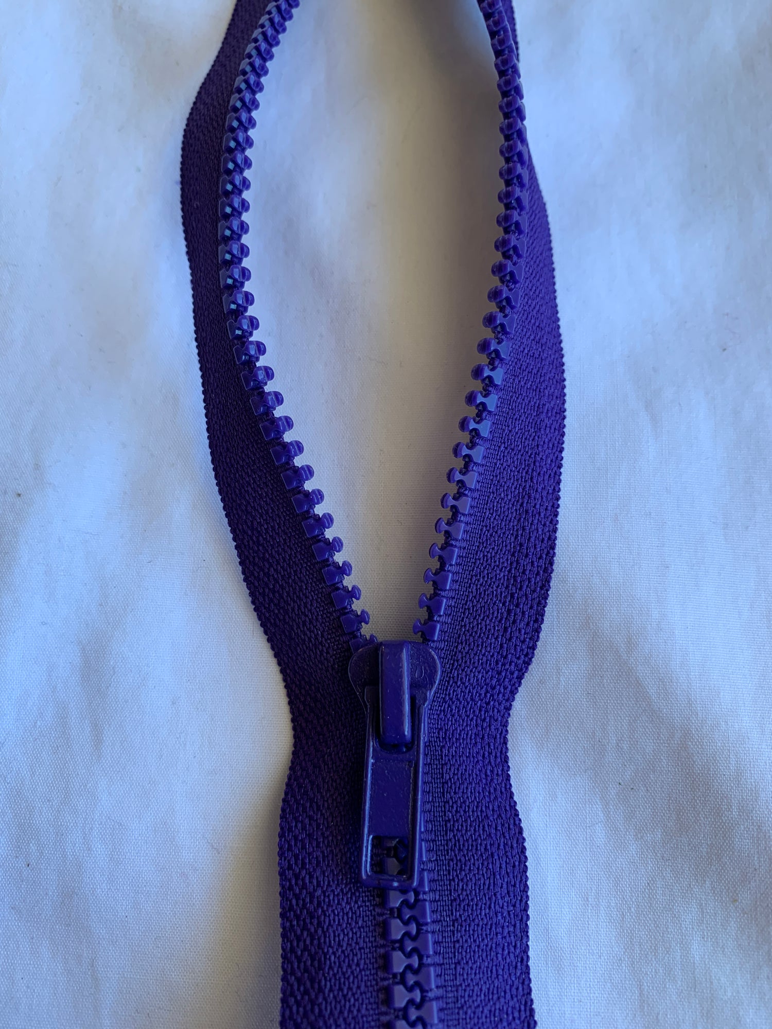 Molded Plastic Zipper, Separating, 20 Inch, Purple Color, New