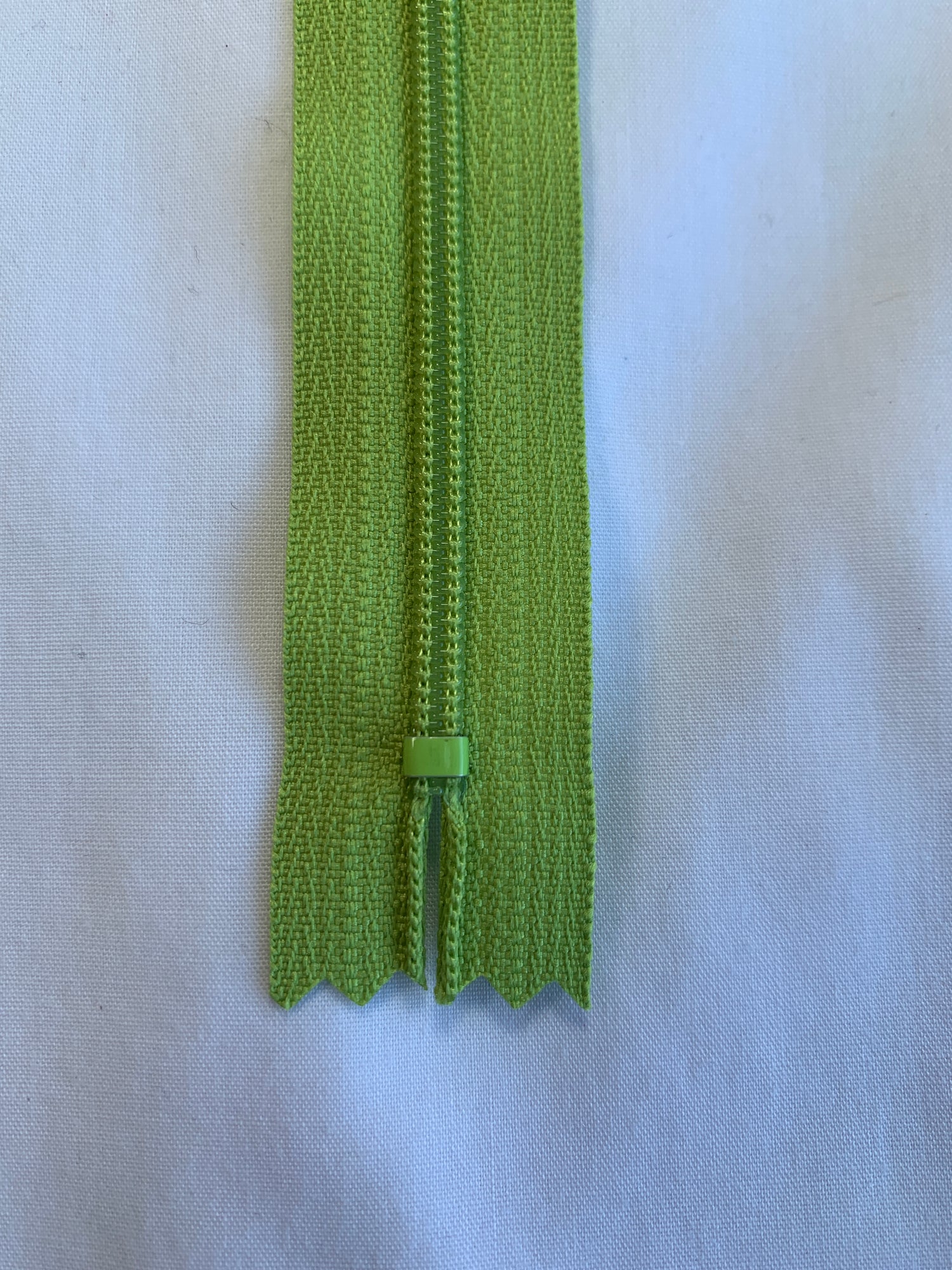 14 Inch Non-Separating Zipper, Apple Green, Molded Plastic, New