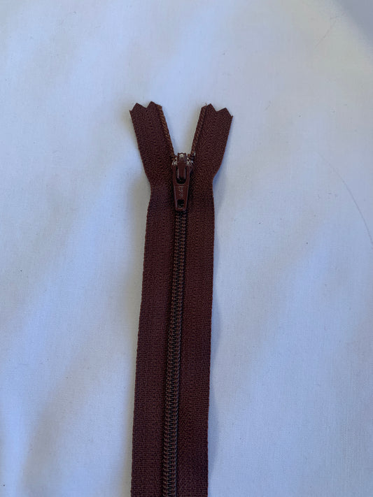 14 Inch Non-Separating Zipper, Chestnut Brown, Molded Plastic, New