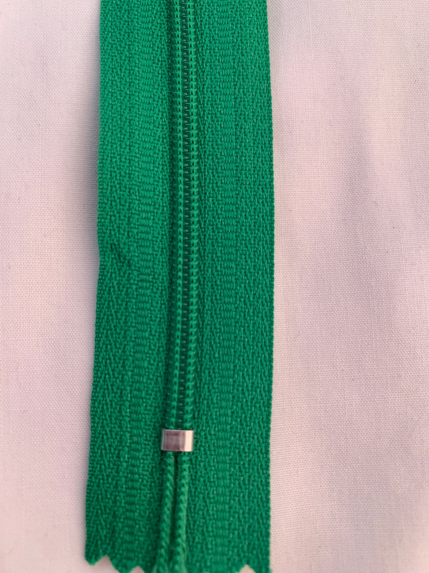 14 Inch Non-Separating Zipper, Sheen Green, Molded Plastic, New 