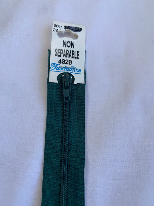 20 Inch Non-Separating Zipper, Pine Green Color, Molded Plastic, New