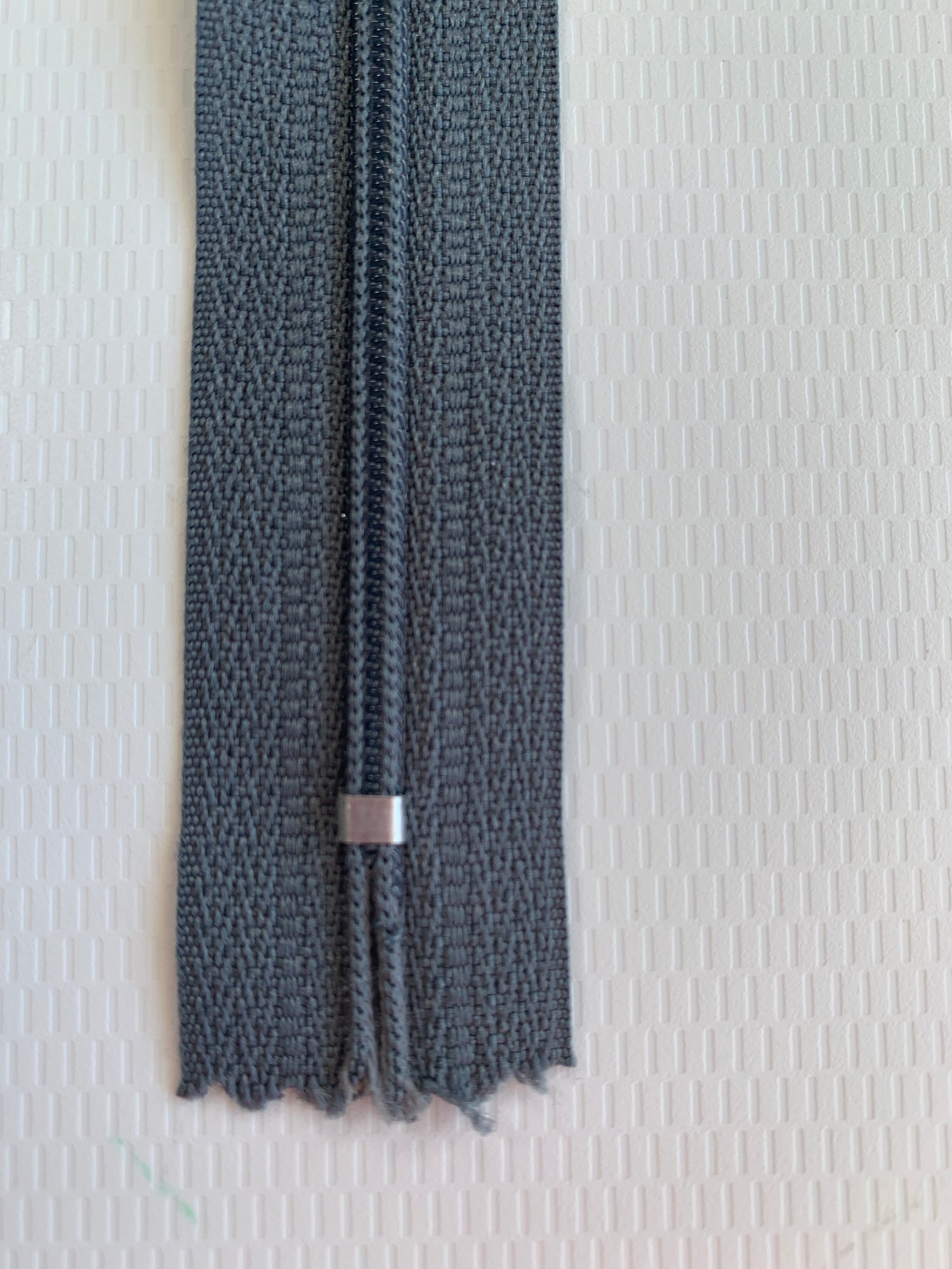9 Inch Non-Separating Zipper, Gray, Molded Plastic, New