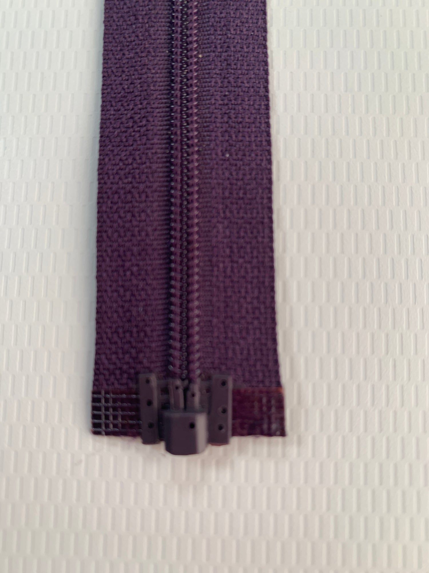 9 Inch Non-Separating Zipper, Dark Purple, Molded Plastic, New