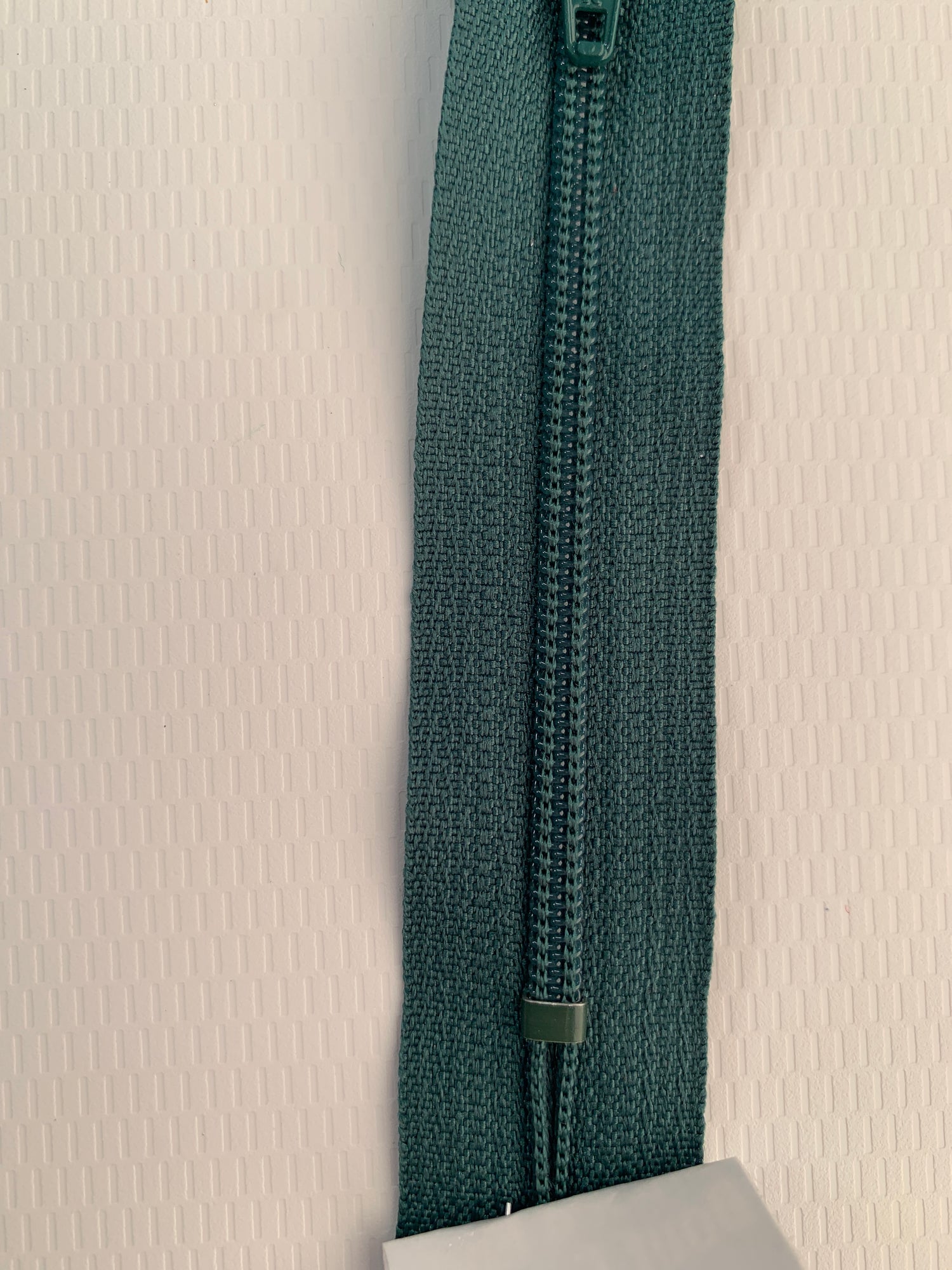 7 Inch Non-Separating Zipper, Sea Green, Molded Plastic, New