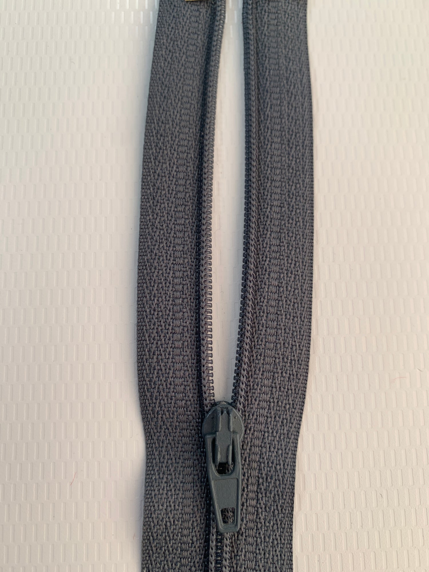 8 Inch Non-Separating Zipper, Gray, Molded Plastic, New