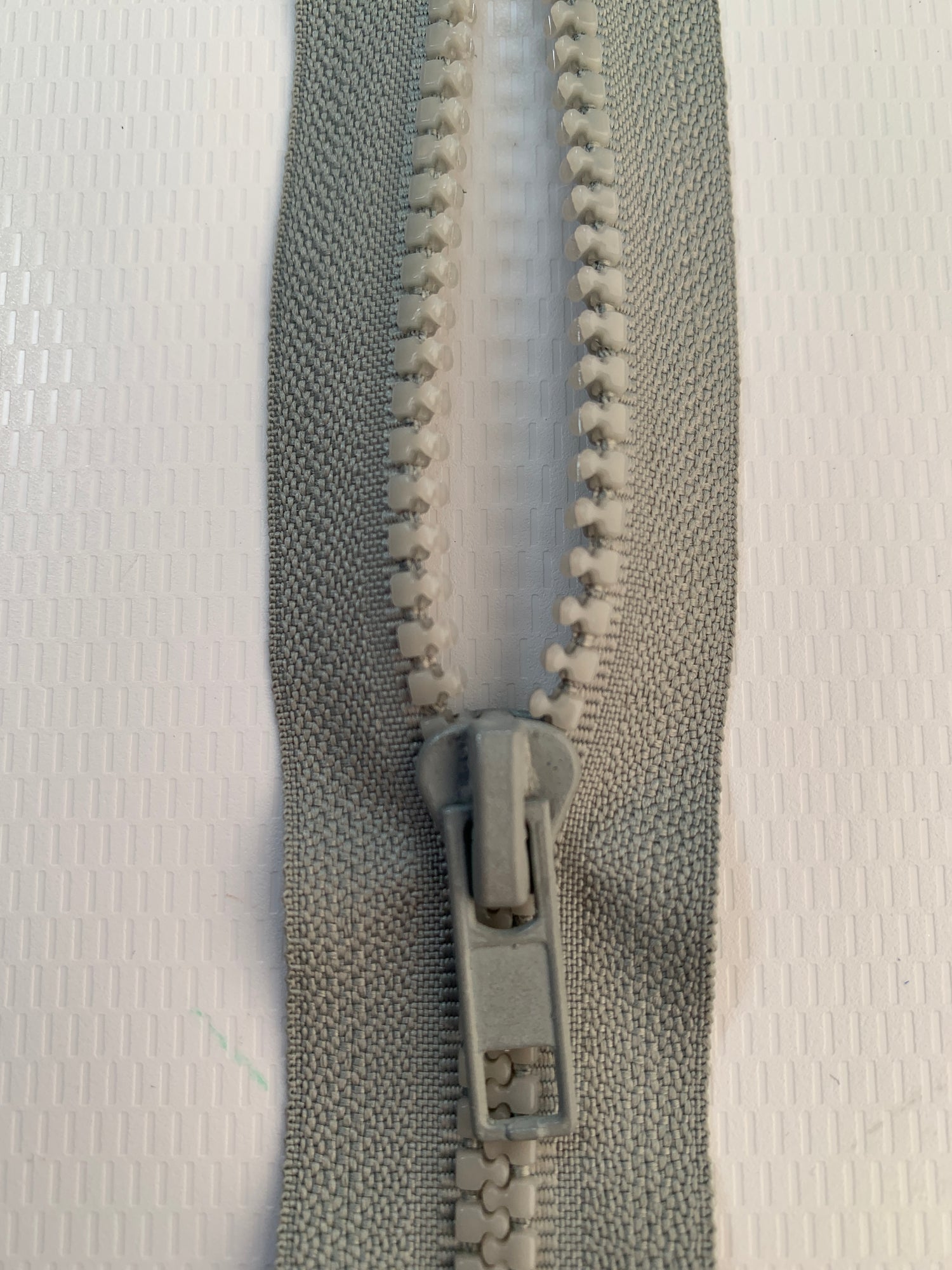 6 Inch Non-Separating Zipper, Seafoam Green, Molded Plastic, New
