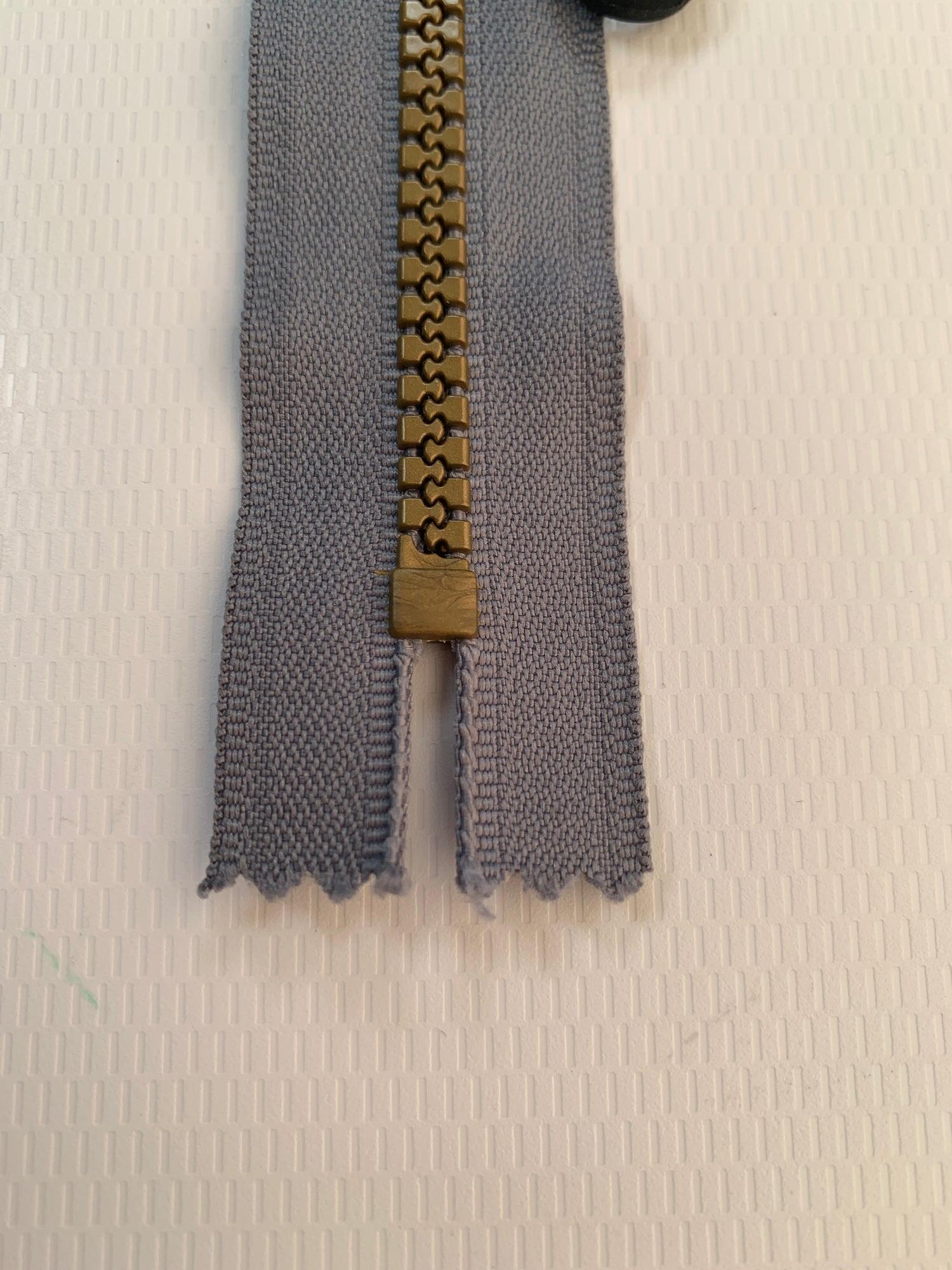 6 Inch Non-Separating Zipper, Medium Gray, Molded Plastic, New