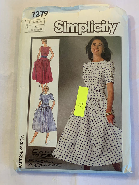Simplicity Sewing Pattern 7379 Misses'/Misses" Petite Dresses, Princess Seams Zipper Back, Pockets, Short Sleeves, Sleeveless, Size 10-12, Cut, Vintage 1986