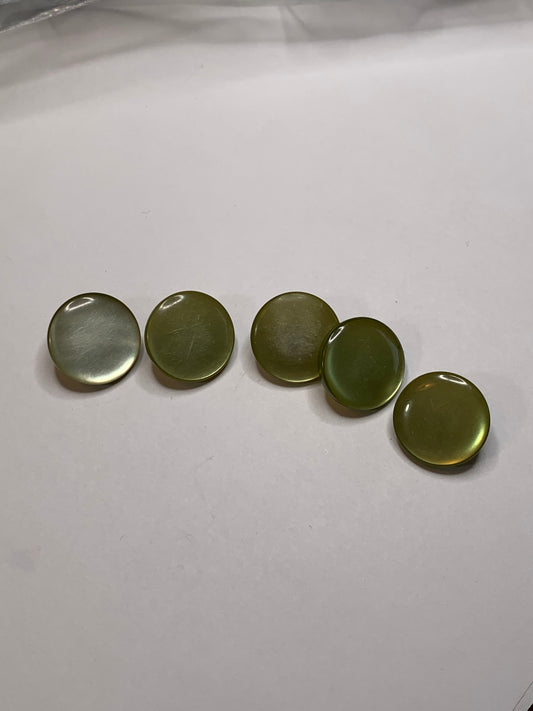 Vintage 5 Round Plastic Buttons, Shank, Green, 1.5 cm, New/Old Stock