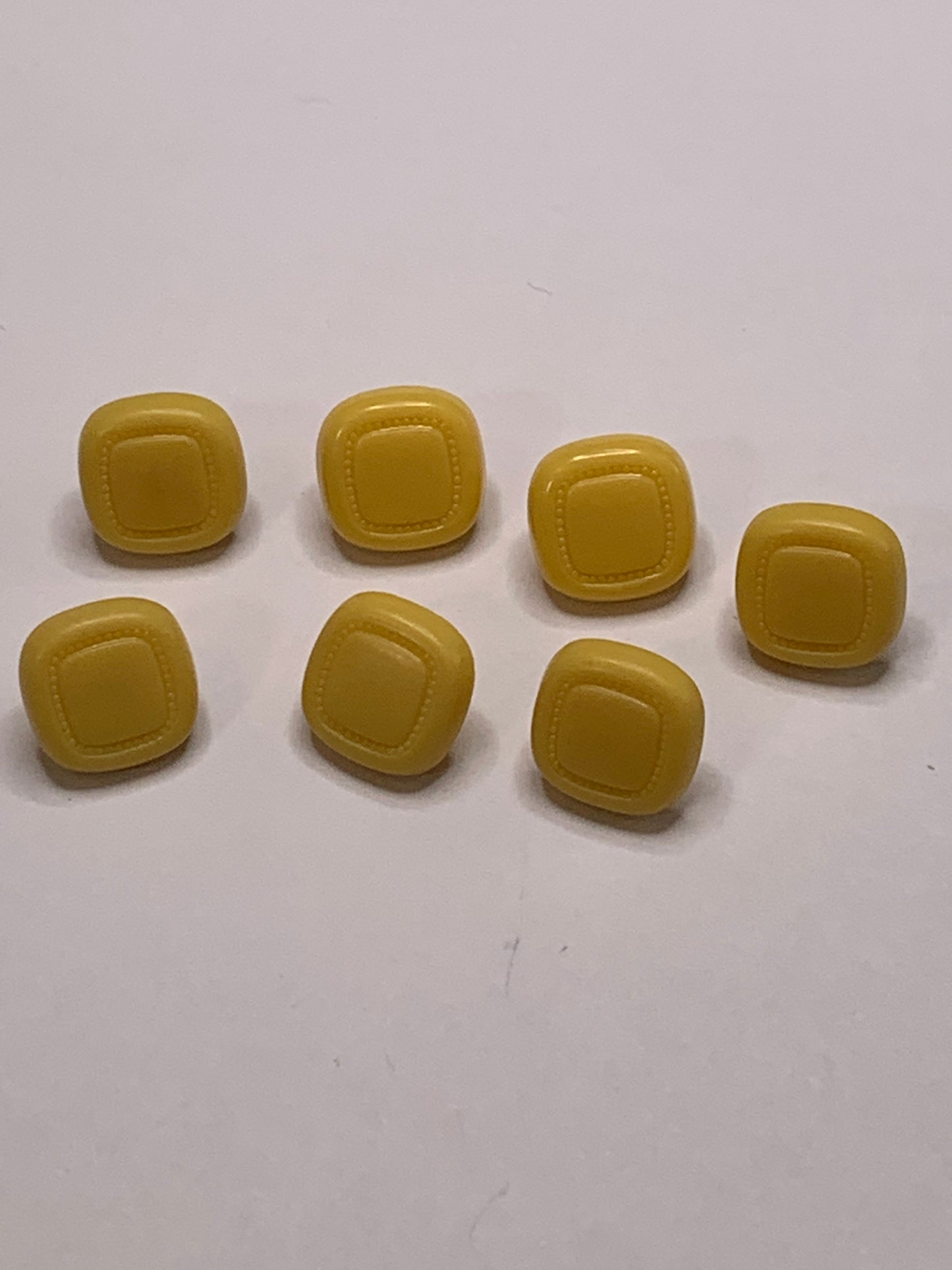 Vintage Children/Baby 7 Square Plastic Buttons, Shank, Yellow, 1.0 cm, New/Old Stock