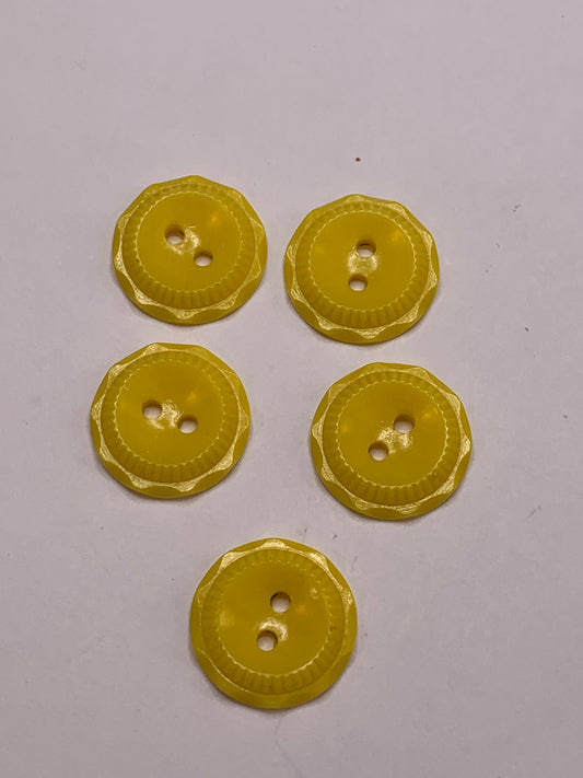 Vintage Children/Baby 5 Round Plastic Buttons, Two Holes, Yellow, 1.5 cm, New/Old Stock